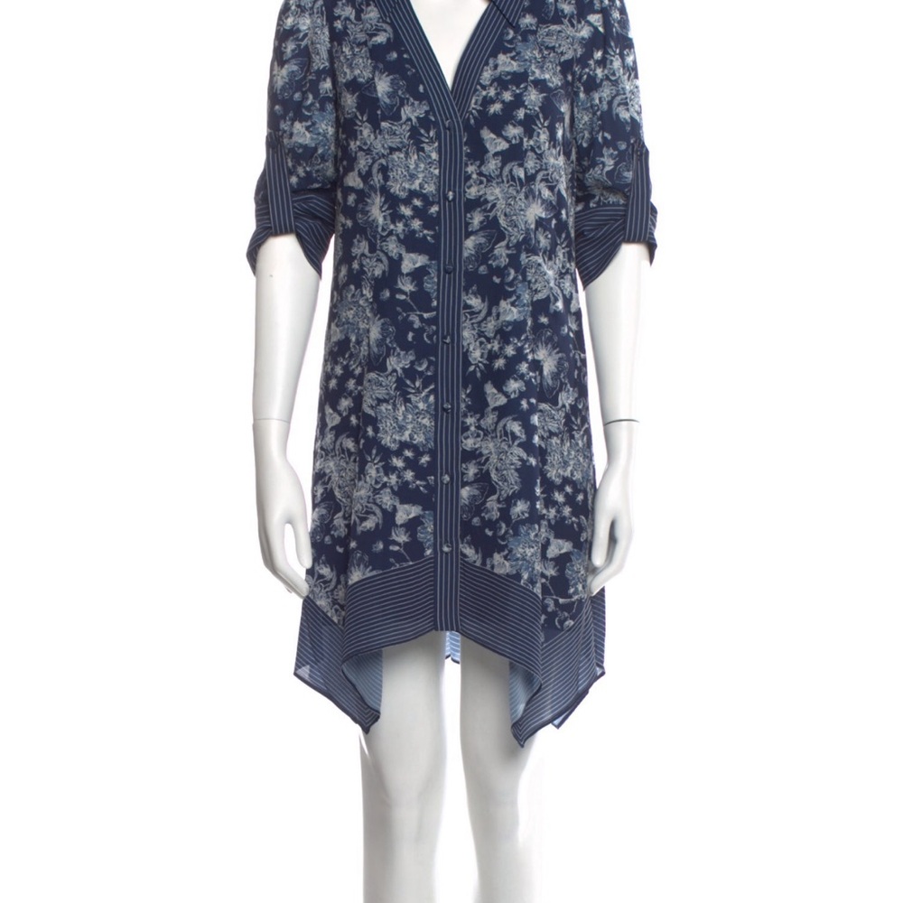 Floral V-Neck Tunic Dress